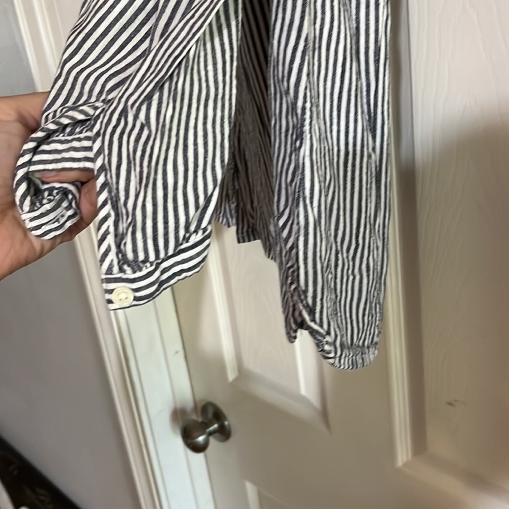 2/$10 Old Navy Striped Shirt - Picture 6 of 8